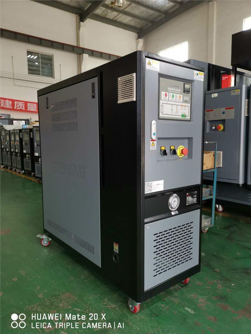遼寧高溫油溫機(jī)/高溫模溫機(jī)/300℃/350℃油加熱器 