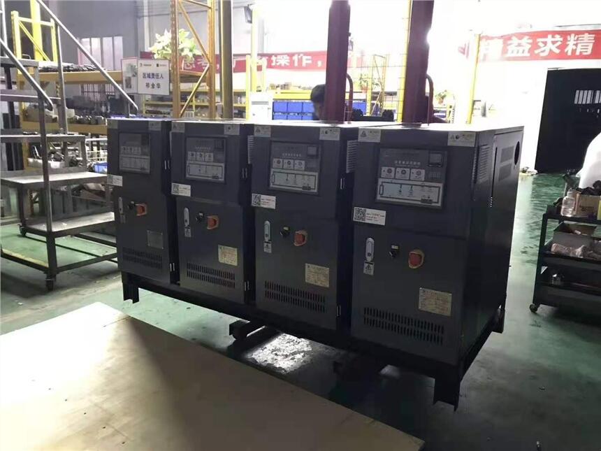 廊坊油溫機/油加熱器/油溫加熱器/油循環(huán)控溫機/高溫油溫機