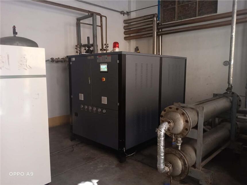 山東油溫機/水循環(huán)水溫機/導熱油加熱器/高溫模溫機